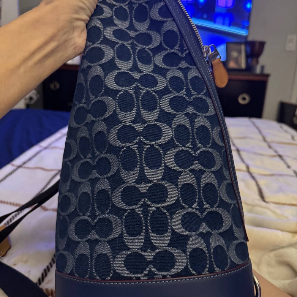 Dominic sling pack in signature denim